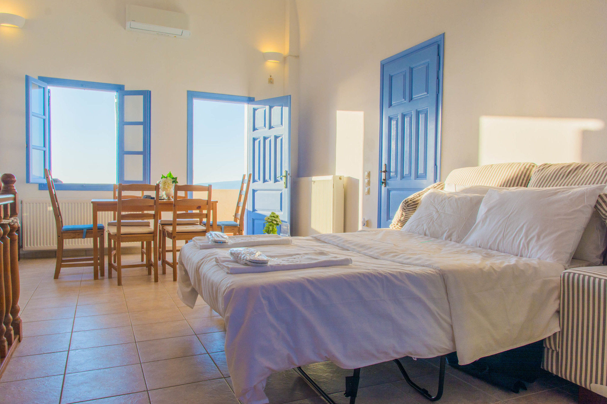 Red Rock Villas Akrotiri  Exterior photo